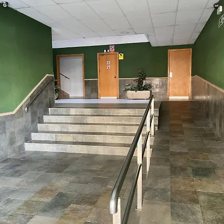 En